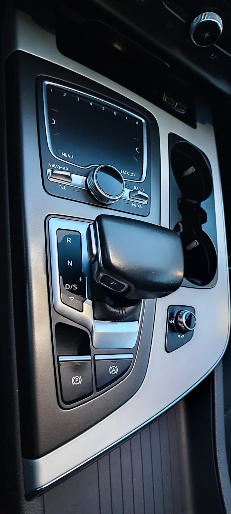 Audi Q7, снимка 16 - Автомобили и джипове - 53819156