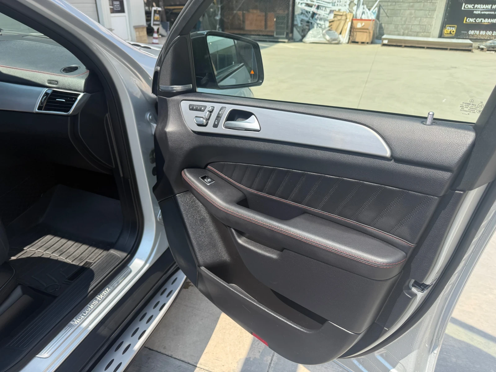 Mercedes-Benz GLE Coupe AMG/Harman Kardon/Панорама/360 камера, снимка 14 - Автомобили и джипове - 54488773