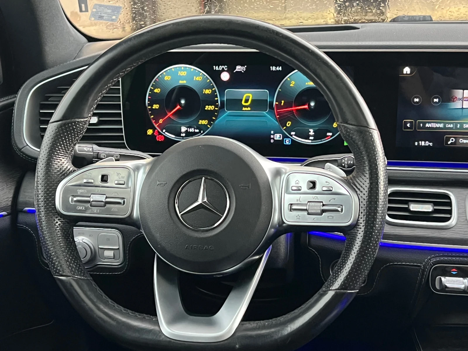 Mercedes-Benz GLE 400 4Matic* AMG* Head-Up* 360* Pano* Burm, снимка 7 - Автомобили и джипове - 55132202