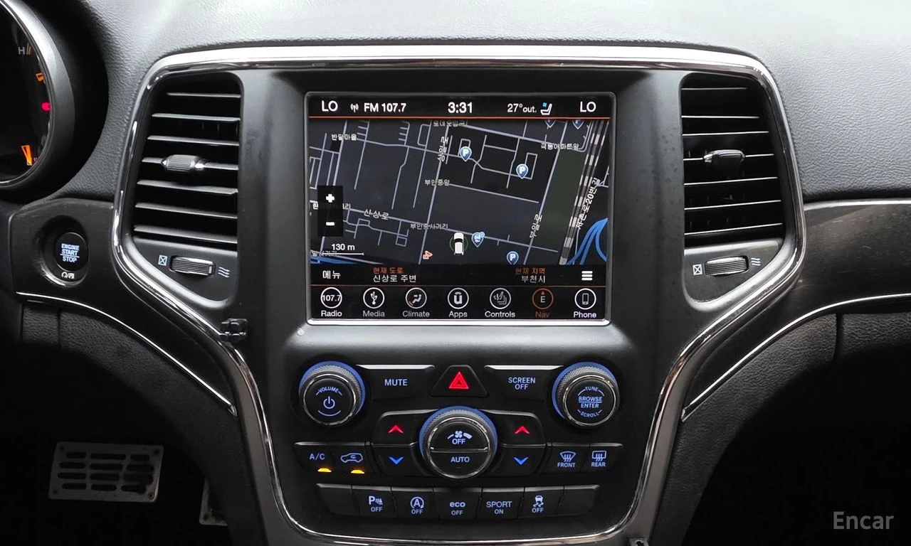Jeep Grand cherokee 3.6* V6* 8ZF* ПОДГРЕВ* ОБДУХВАНЕ* МЪРТВА* ТОЧКА* К, снимка 8 - Автомобили и джипове - 55517793