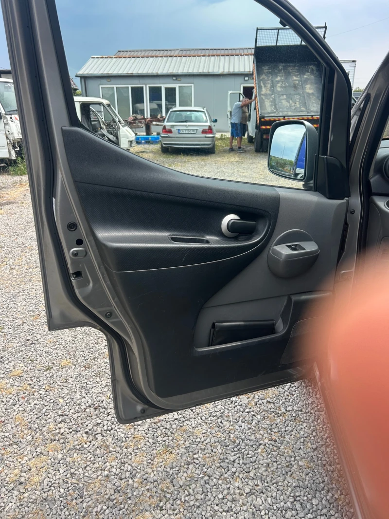 Nissan NV200 1.5 Dci Evalia Камера, снимка 14 - Бусове и автобуси - 51029576