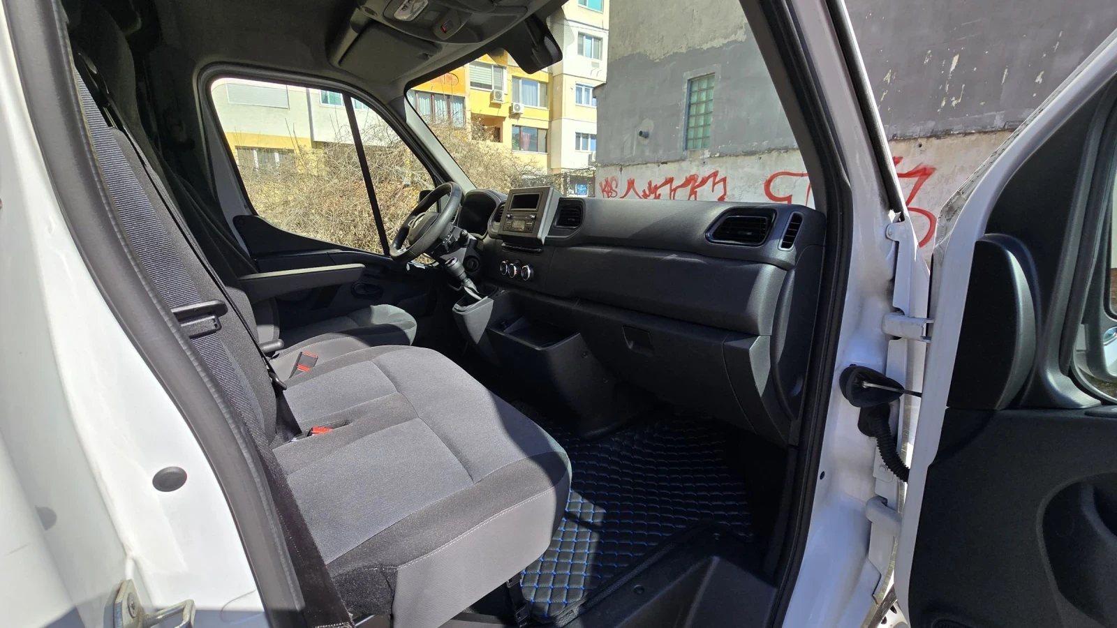 Renault Master L3H3, Energy, dci180к.с Euro6D, снимка 6 - Бусове и автобуси - 54397067