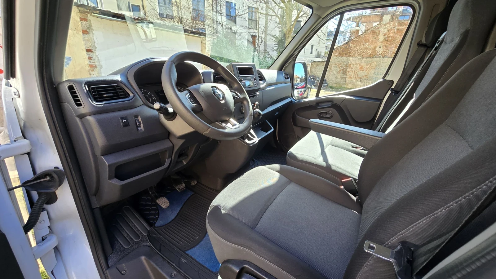 Renault Master L3H3, Energy, dci180к.с Euro6D, снимка 2 - Бусове и автобуси - 54397067