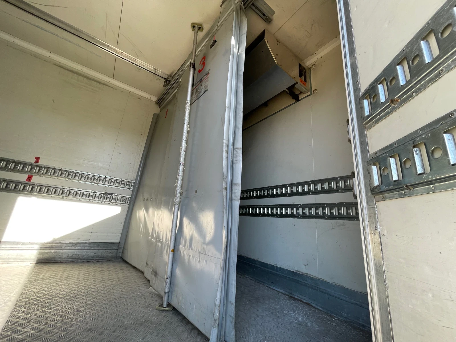 Volvo Fm EEV 118000км - изображение 10