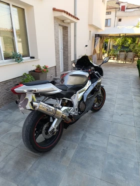 Aprilia RSV4, снимка 2