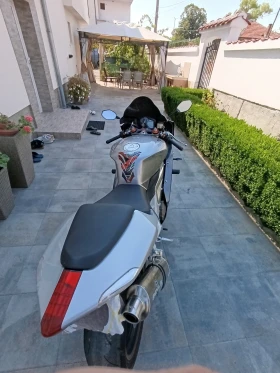 Aprilia RSV4, снимка 4