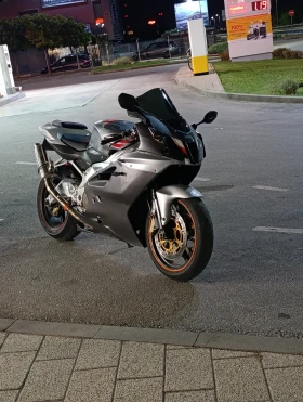 Aprilia RSV4, снимка 1