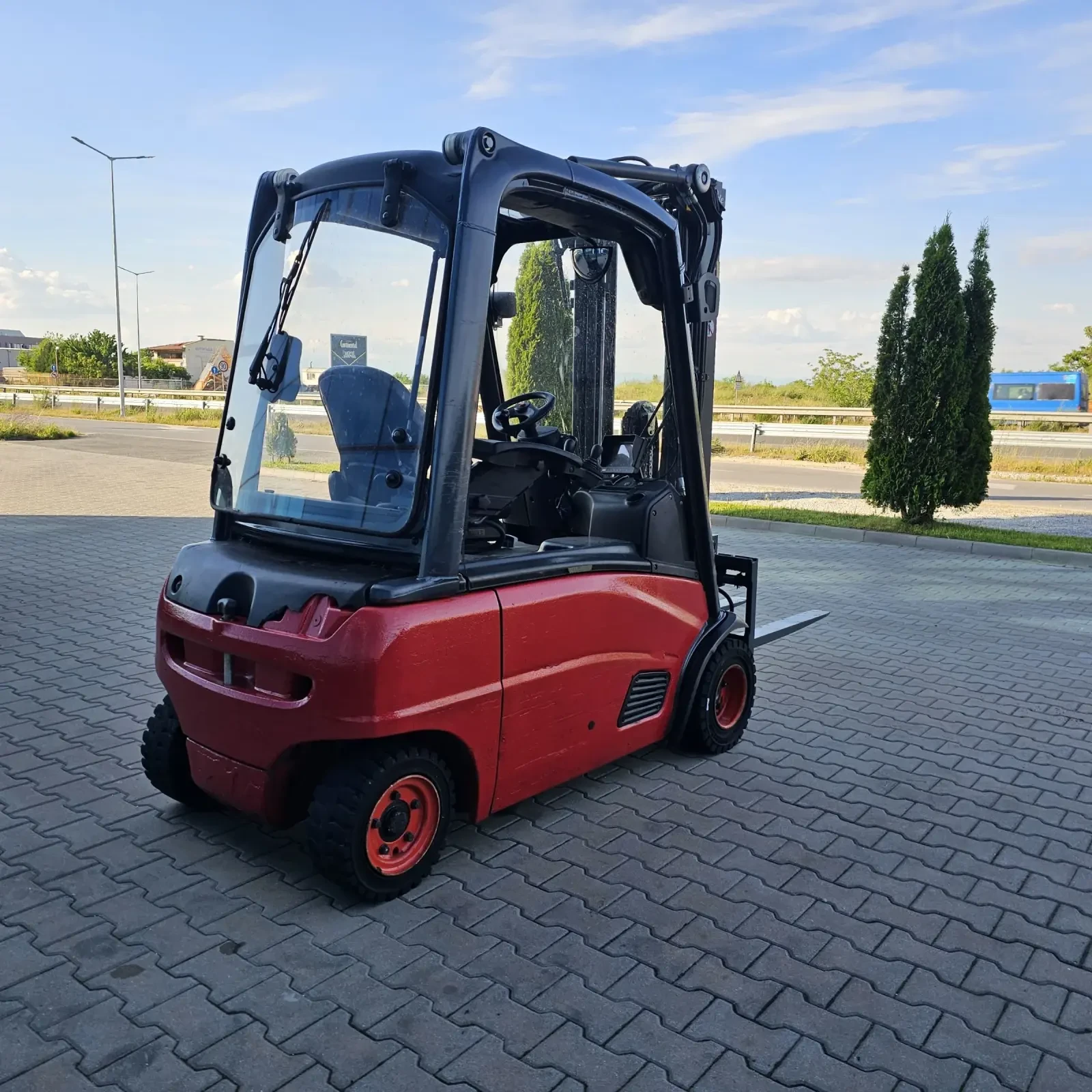 Електрокар Linde E 20 PL 2010 г 2 броя 2012 Е20, снимка 6 - Индустриална техника - 54622486