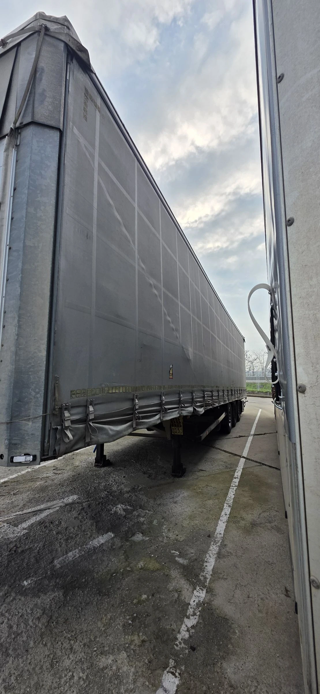  Schmitz | Mobile.bg   3