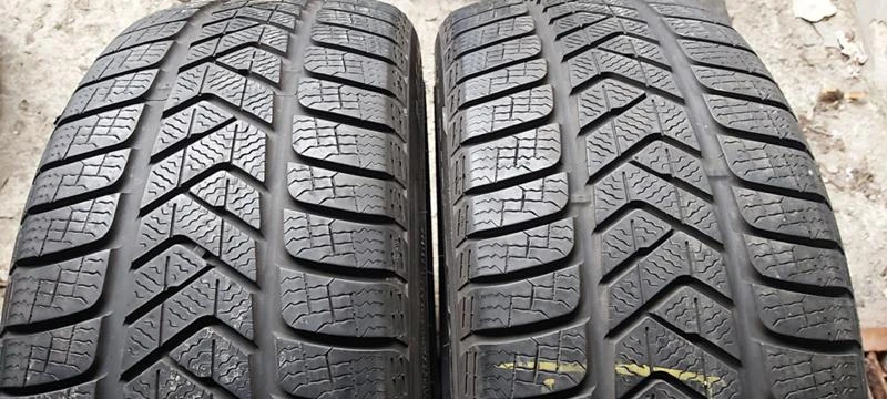 Гуми Зимни 245/45R19, снимка 3 - Гуми и джанти - 30924723