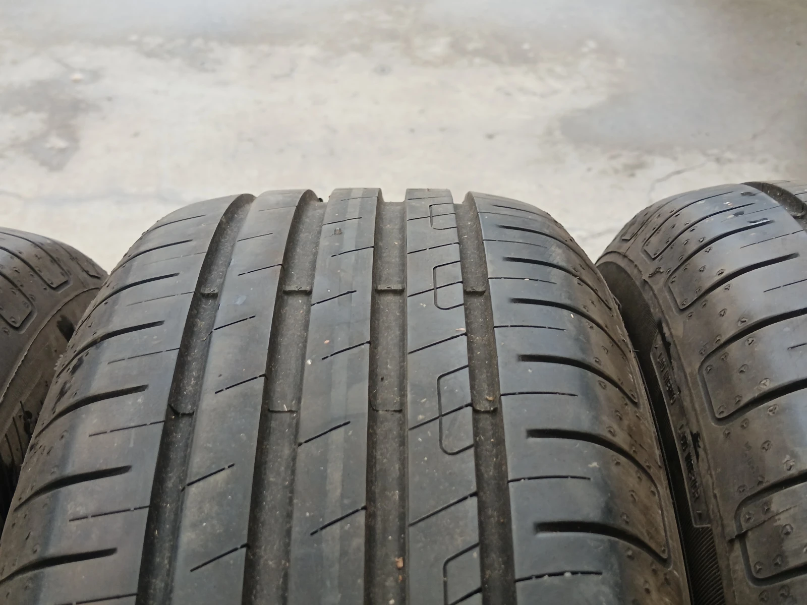 Гуми Летни 205/60R16, снимка 2 - Гуми и джанти - 54526564