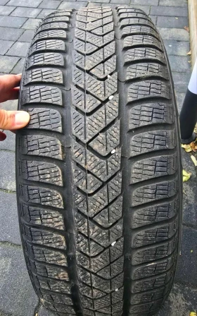 Гуми с джанти Pirelli 225/45R19, снимка 5 - Гуми и джанти - 48549302