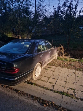 Mercedes-Benz E 220 | Mobile.bg    6