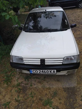  Peugeot 205