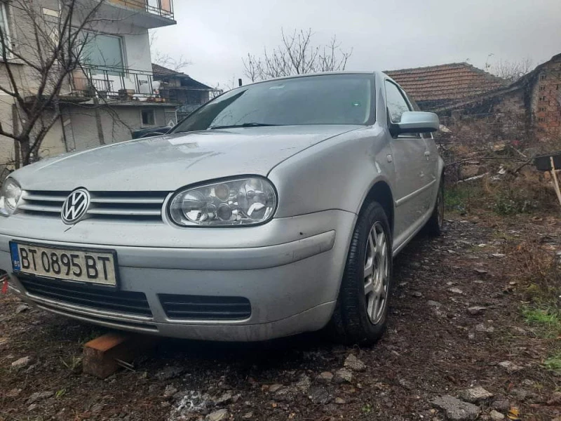 VW Golf, снимка 1 - Автомобили и джипове - 47194242