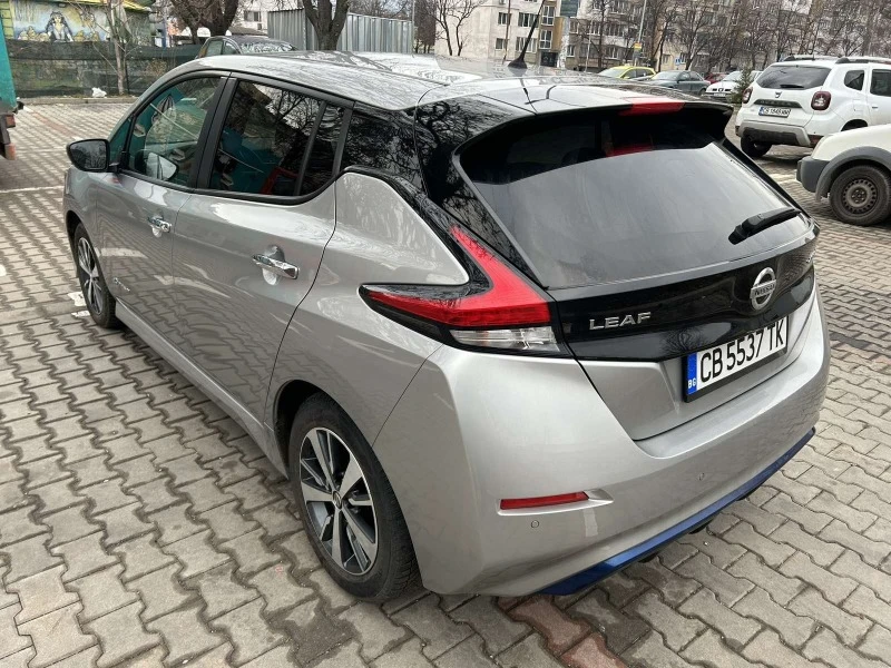 Nissan Leaf  (БАРТЕР), снимка 6 - Автомобили и джипове - 47372736