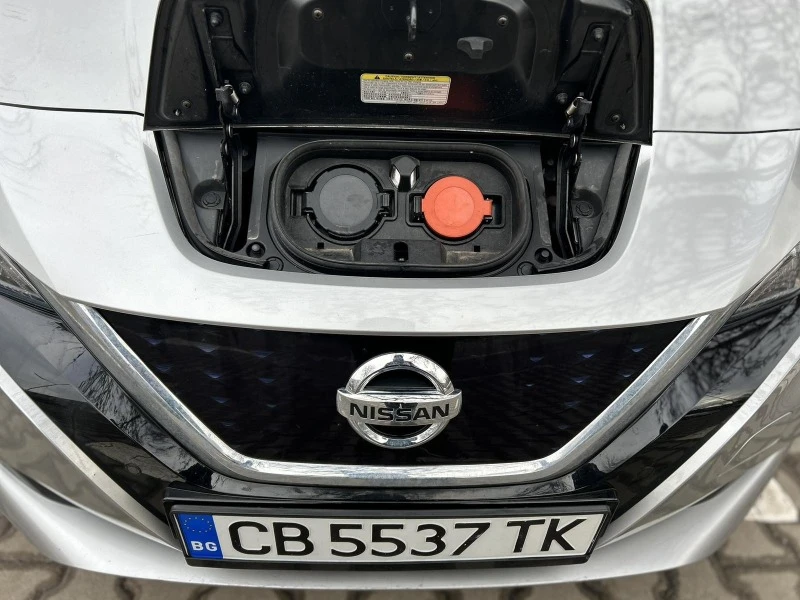 Nissan Leaf  (БАРТЕР), снимка 9 - Автомобили и джипове - 47372736