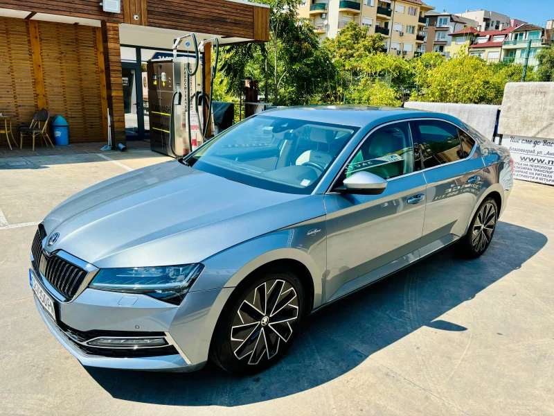 Skoda Superb 2.0 TDI 4x4 190 hp L&K Canton woofer LED DCC, снимка 1 - Автомобили и джипове - 46991881