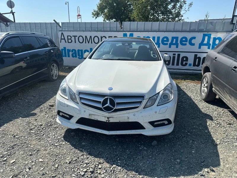 Mercedes-Benz E 350 На части !, снимка 3 - Автомобили и джипове - 47442749