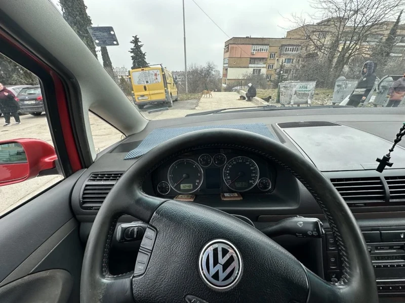 VW Sharan, снимка 5 - Автомобили и джипове - 49318628