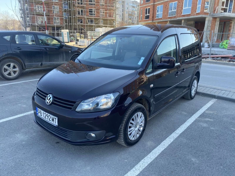 VW Caddy 1.6 TDI, снимка 2 - Автомобили и джипове - 49452635