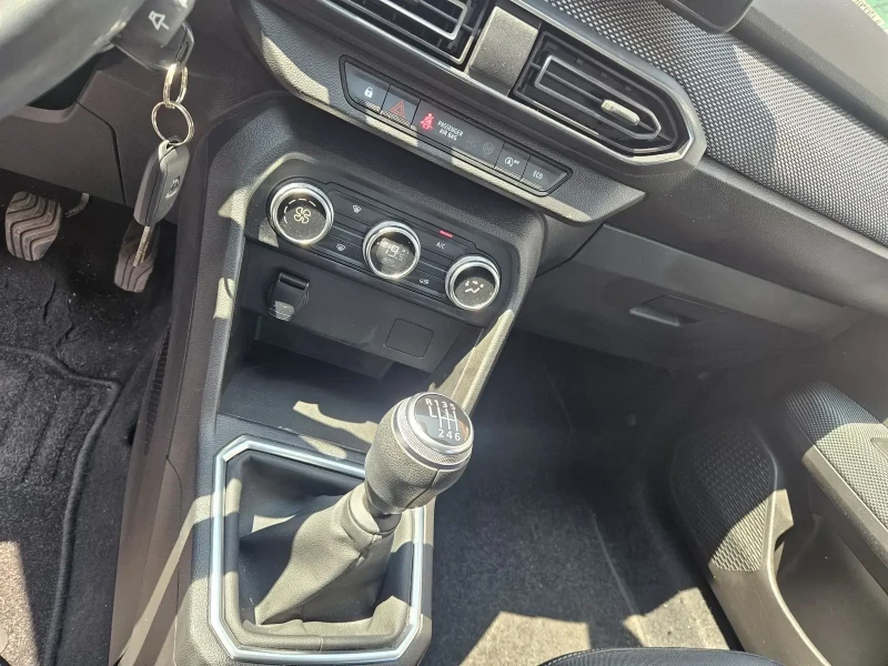 Dacia Sandero 1.0i LPG/ГАЗ, снимка 7 - Автомобили и джипове - 50630155
