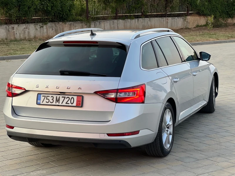 Skoda Superb 4х4 Дигитал / Кожа 2021г Лизинг, снимка 4 - Автомобили и джипове - 52126647