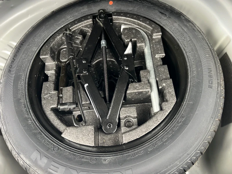 Skoda Superb 4х4 Дигитал / Кожа 2021г Лизинг, снимка 16 - Автомобили и джипове - 52126647