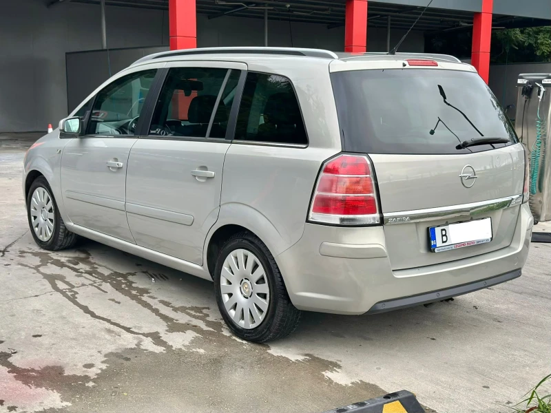 Opel Zafira автомат/сменени вериги/ ТОП, снимка 3 - Автомобили и джипове - 52025680