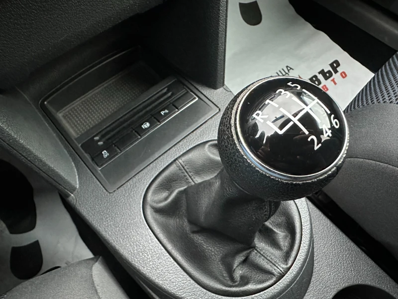 VW Touran 1.2i 105 к.с./ГАРАНЦИЯ 6 МЕСЕЦА, снимка 11 - Автомобили и джипове - 52669116