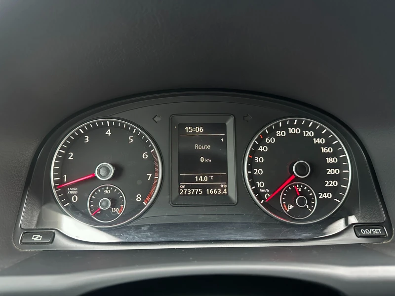 VW Touran 1.2i 105 к.с./ГАРАНЦИЯ 6 МЕСЕЦА, снимка 13 - Автомобили и джипове - 52669116