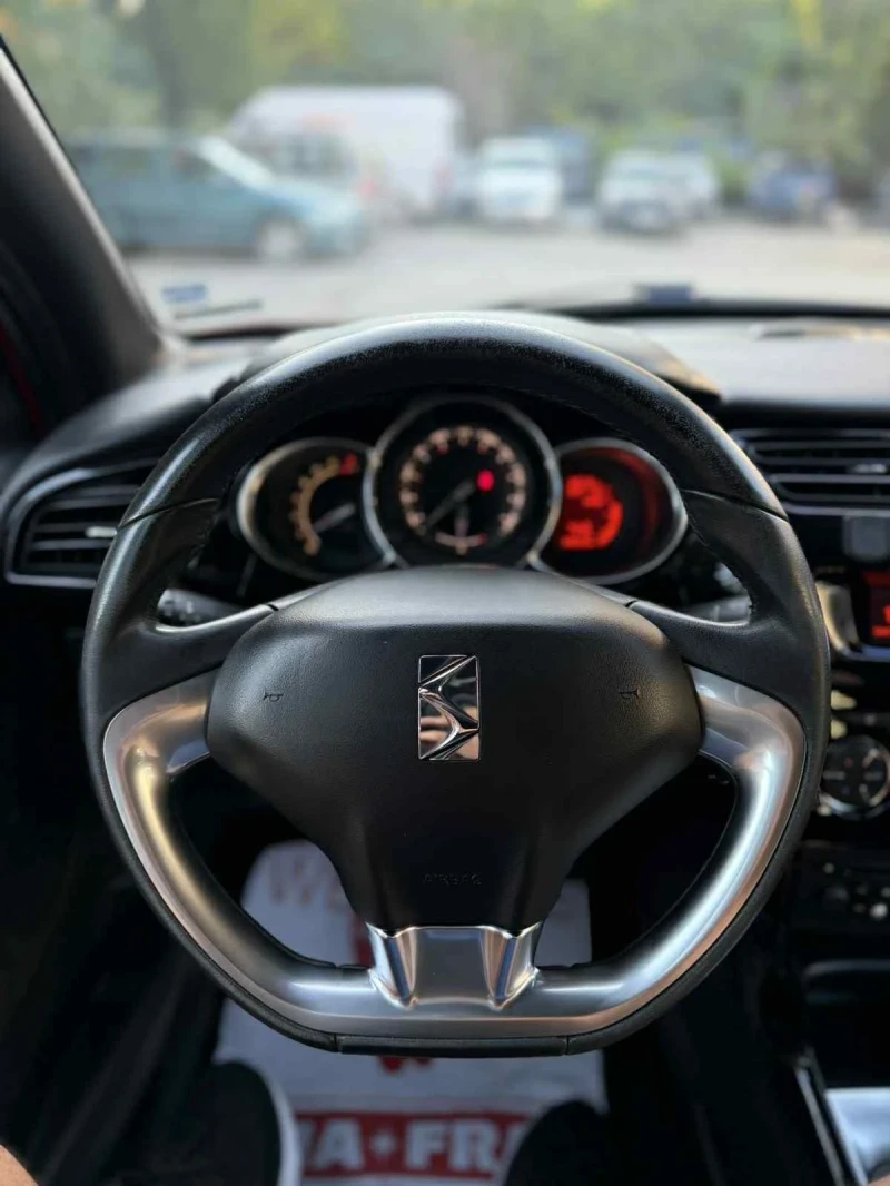Citroen DS3, снимка 3 - Автомобили и джипове - 52695793