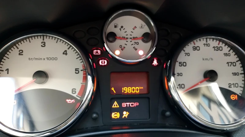 Peugeot 207 SW Panorama, снимка 10 - Автомобили и джипове - 52830319