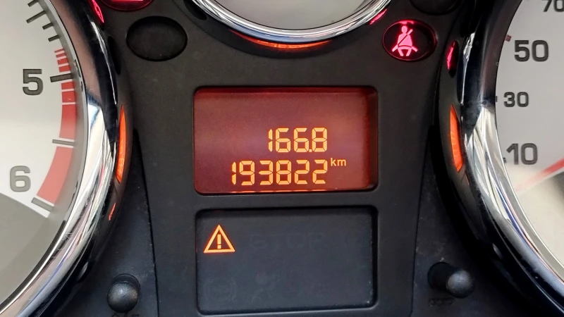 Peugeot 207 SW Panorama, снимка 11 - Автомобили и джипове - 52830319