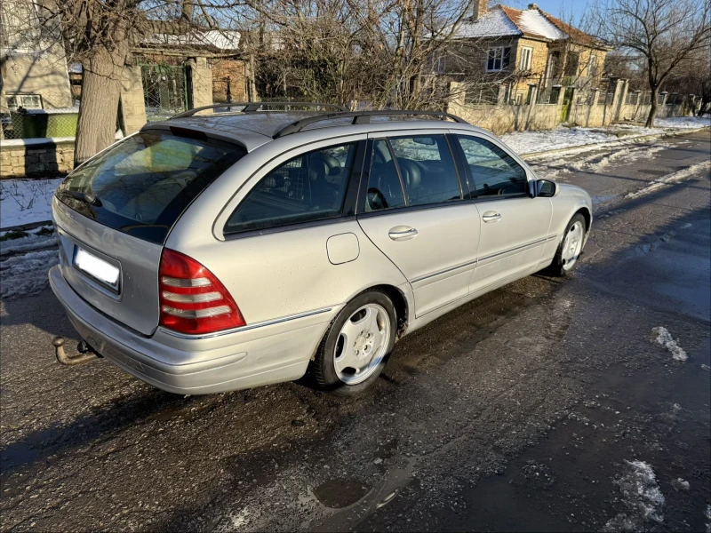 Mercedes-Benz C 270 CDi, снимка 4 - Автомобили и джипове - 53128904