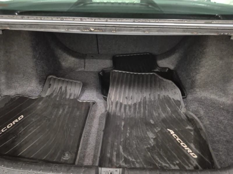 Honda Accord Sedan TOURING * , снимка 15 - Автомобили и джипове - 53518582