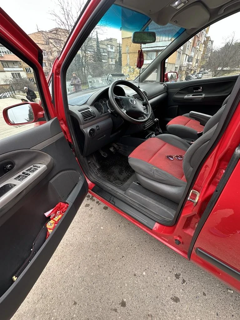 VW Sharan, снимка 6 - Автомобили и джипове - 49318628