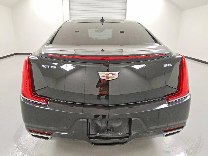 Cadillac XTS 3.6L 6 Front-wheel Drive - изображение 10