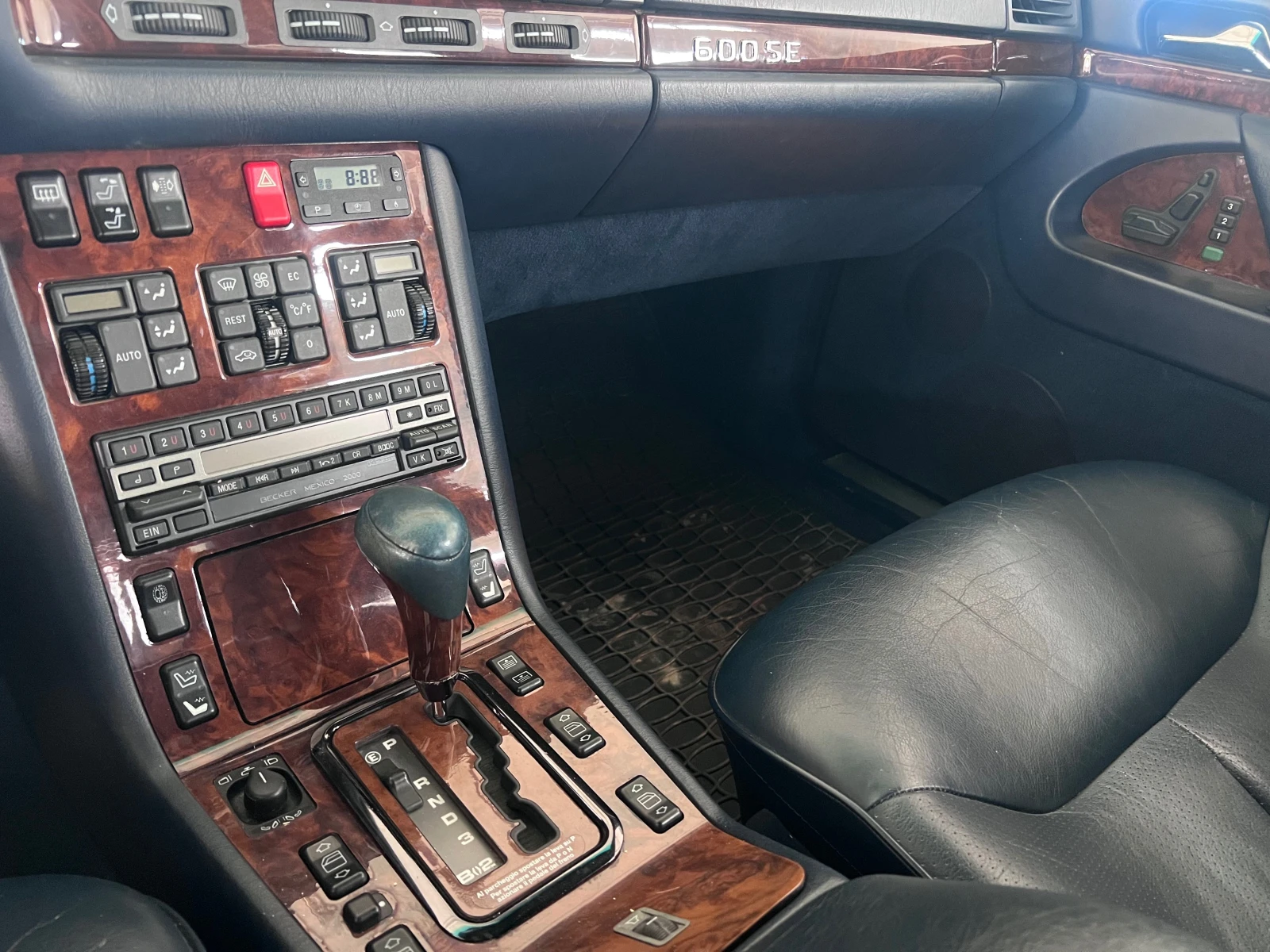 Mercedes-Benz S 600 V12  Швейцария REAL KM, снимка 11 - Автомобили и джипове - 33707800