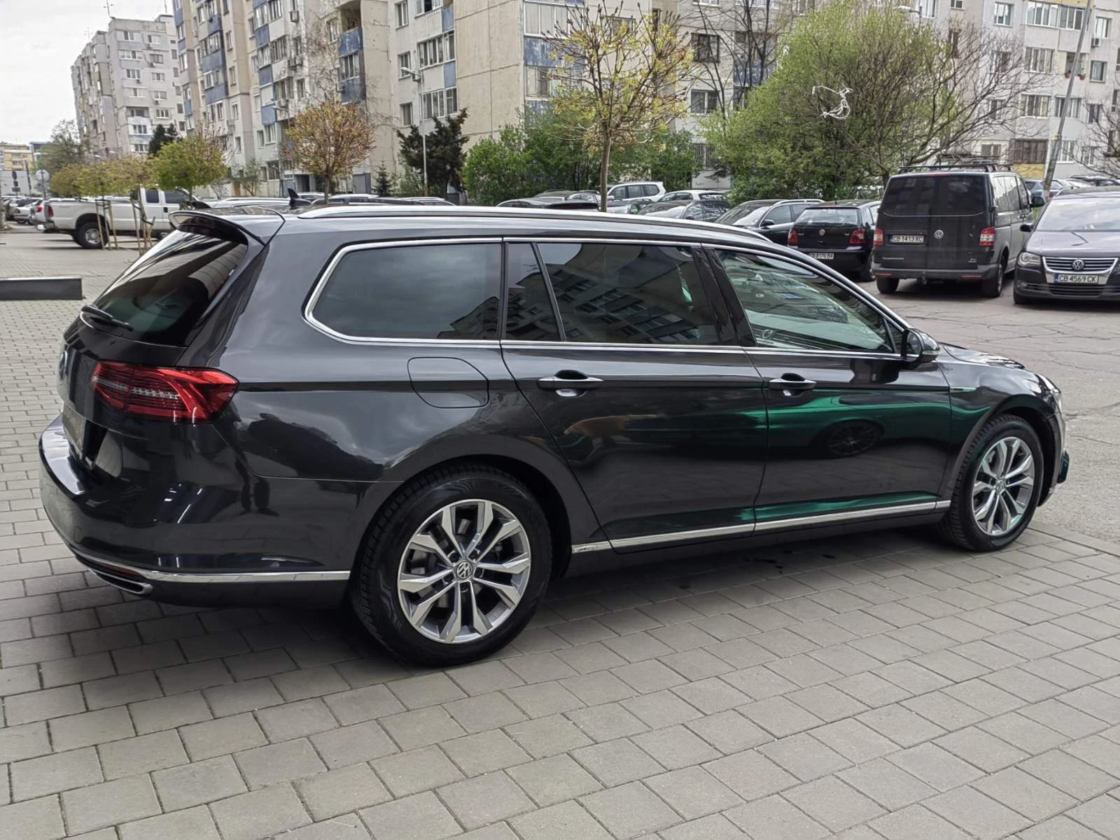 VW Passat 2.0TDI 4MOTION Highline - изображение 4