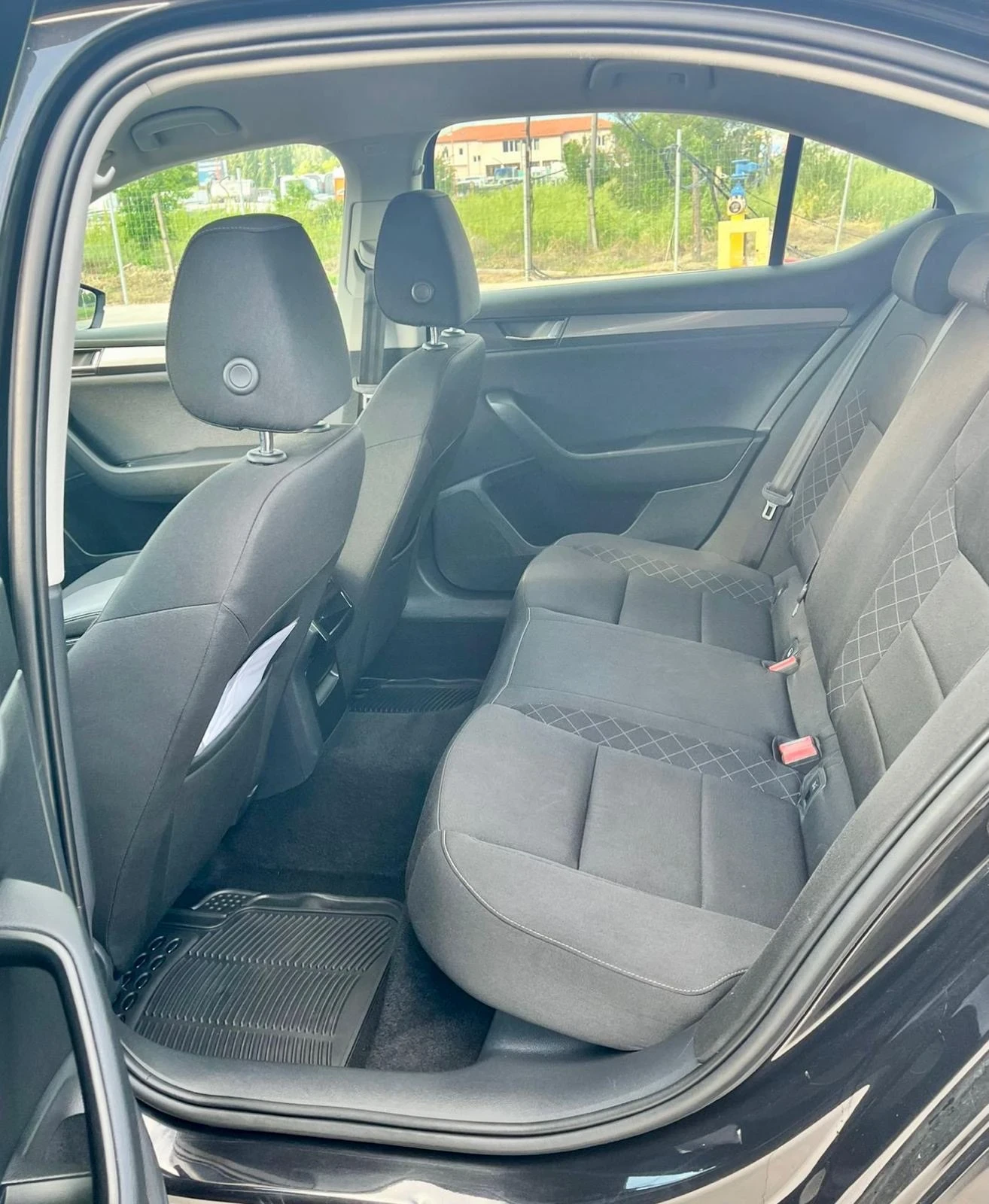Skoda Superb  - изображение 10