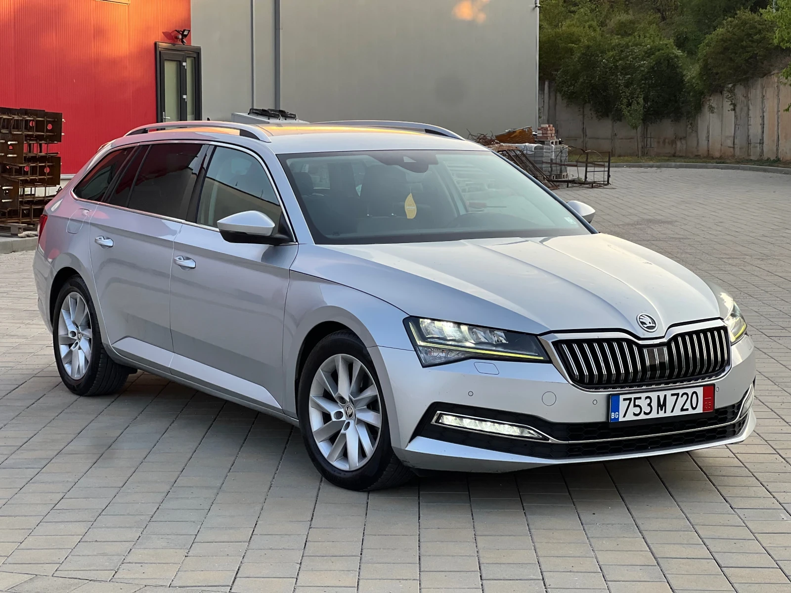 Skoda Superb 200кс 4х4 Digital 2021г - изображение 3