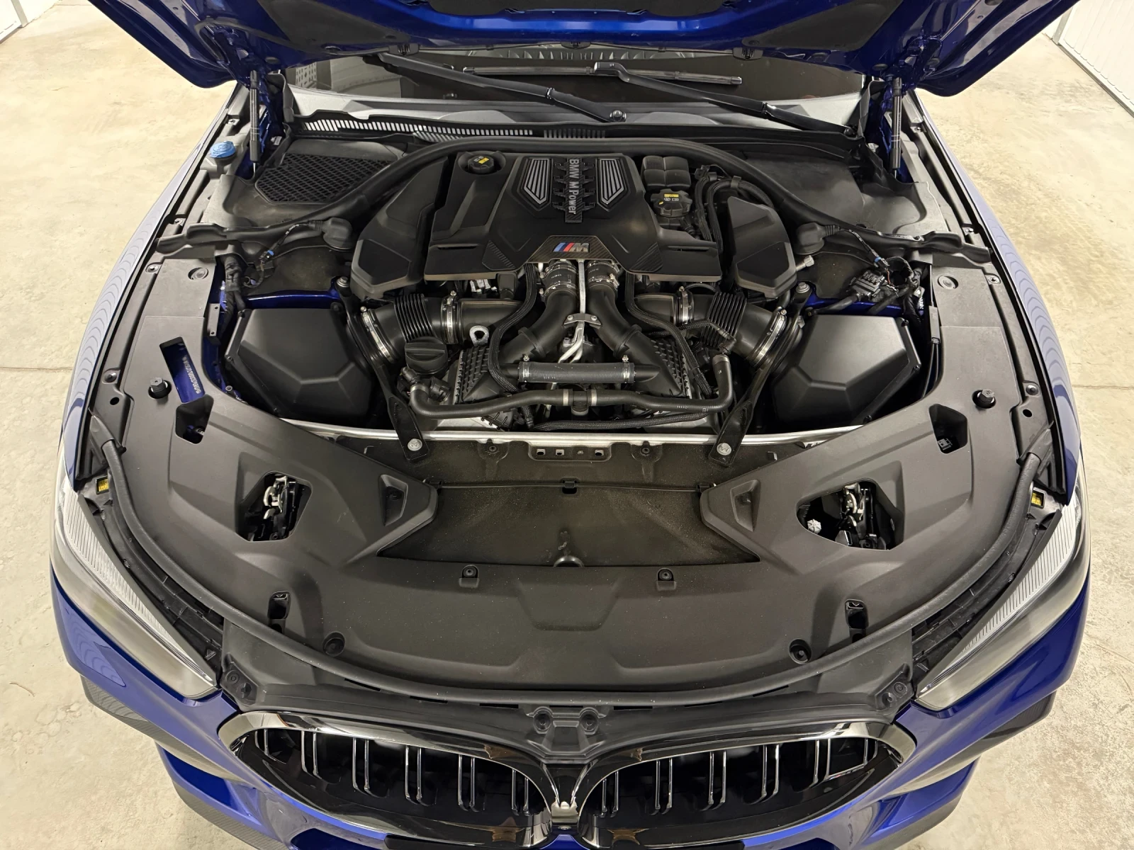 BMW M8 Competition Cabrio - 88 000 km    05.27 | Mobile.bg   10