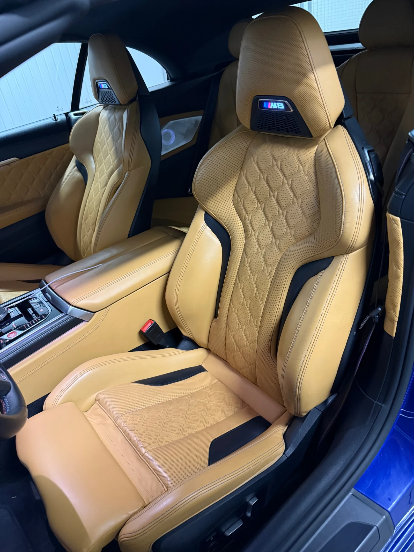 BMW M8 Competition Cabrio - 88 000 km    05.27 | Mobile.bg   13