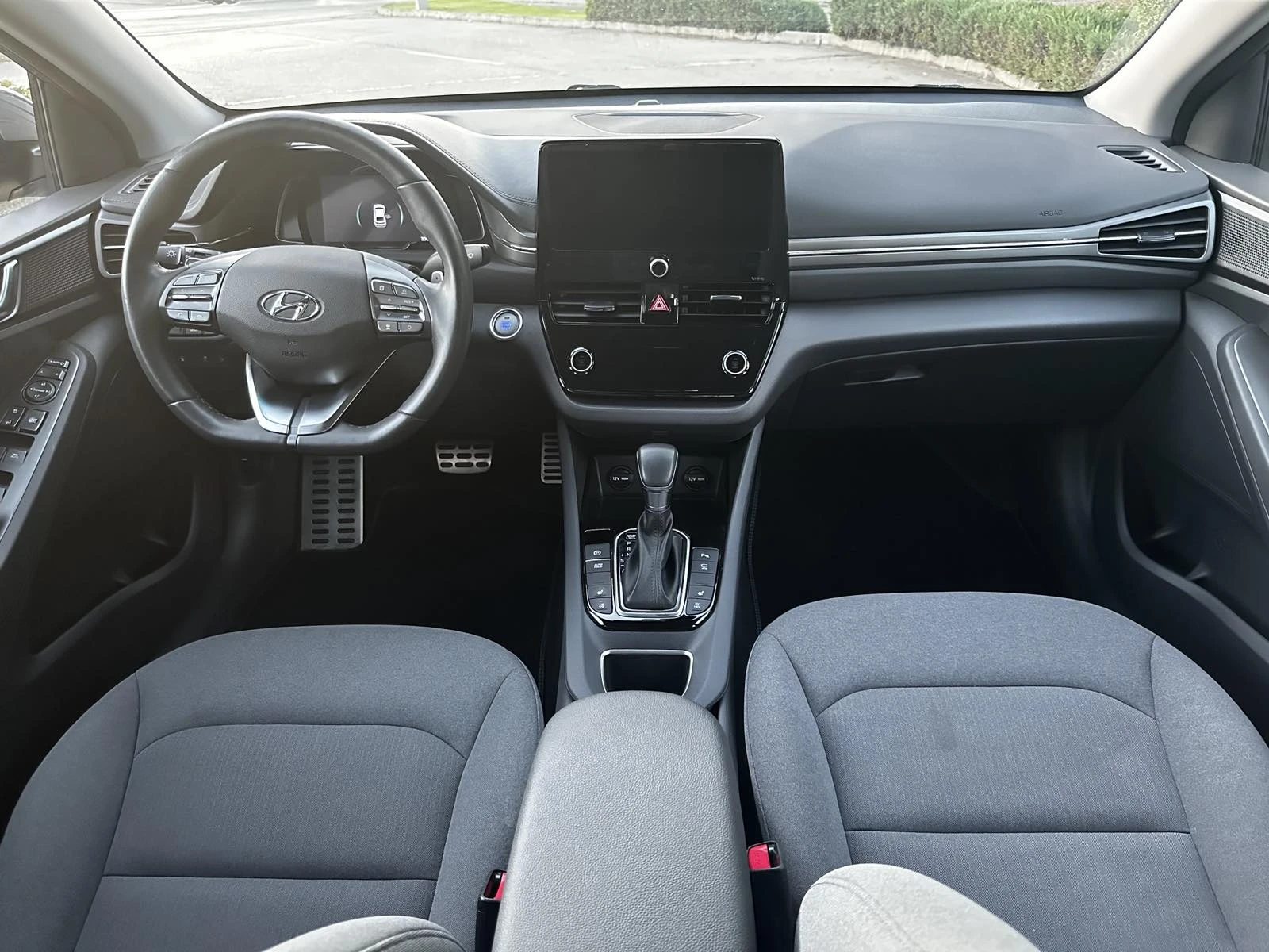 Hyundai Ioniq 1.6 Gdi Plug-In Hybrid Premium | Mobile.bg   8