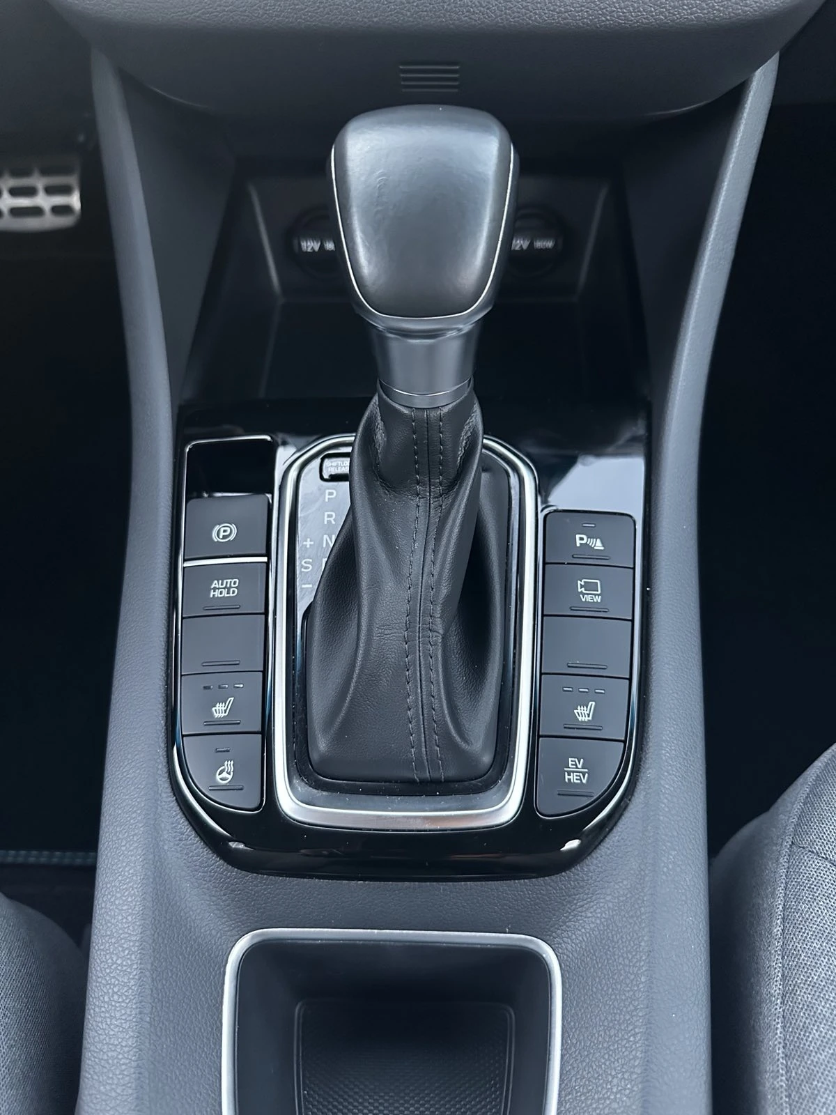 Hyundai Ioniq 1.6 Gdi Plug-In Hybrid Premium | Mobile.bg   11