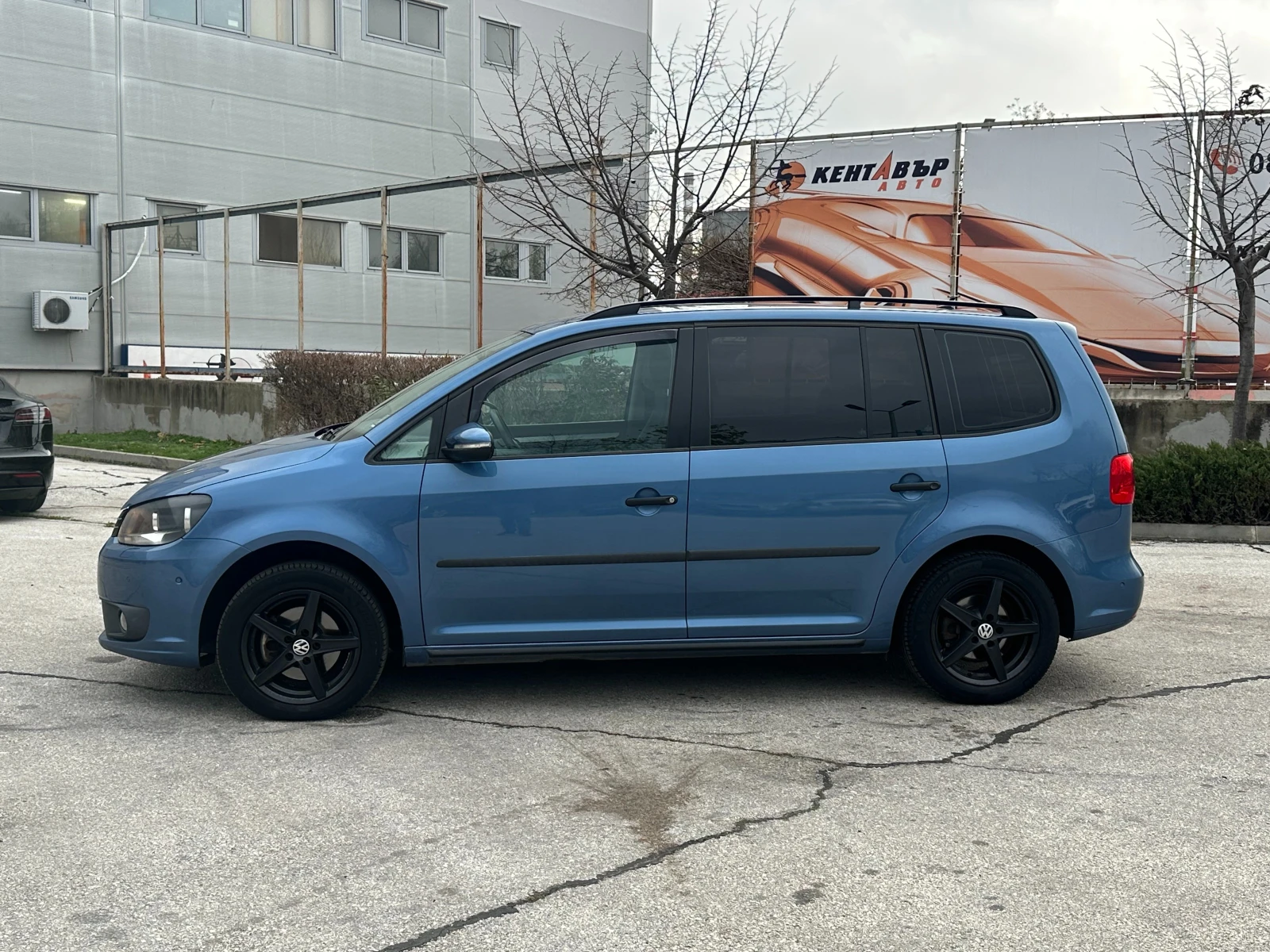 VW Touran 1.2i 105 к.с.  - изображение 2