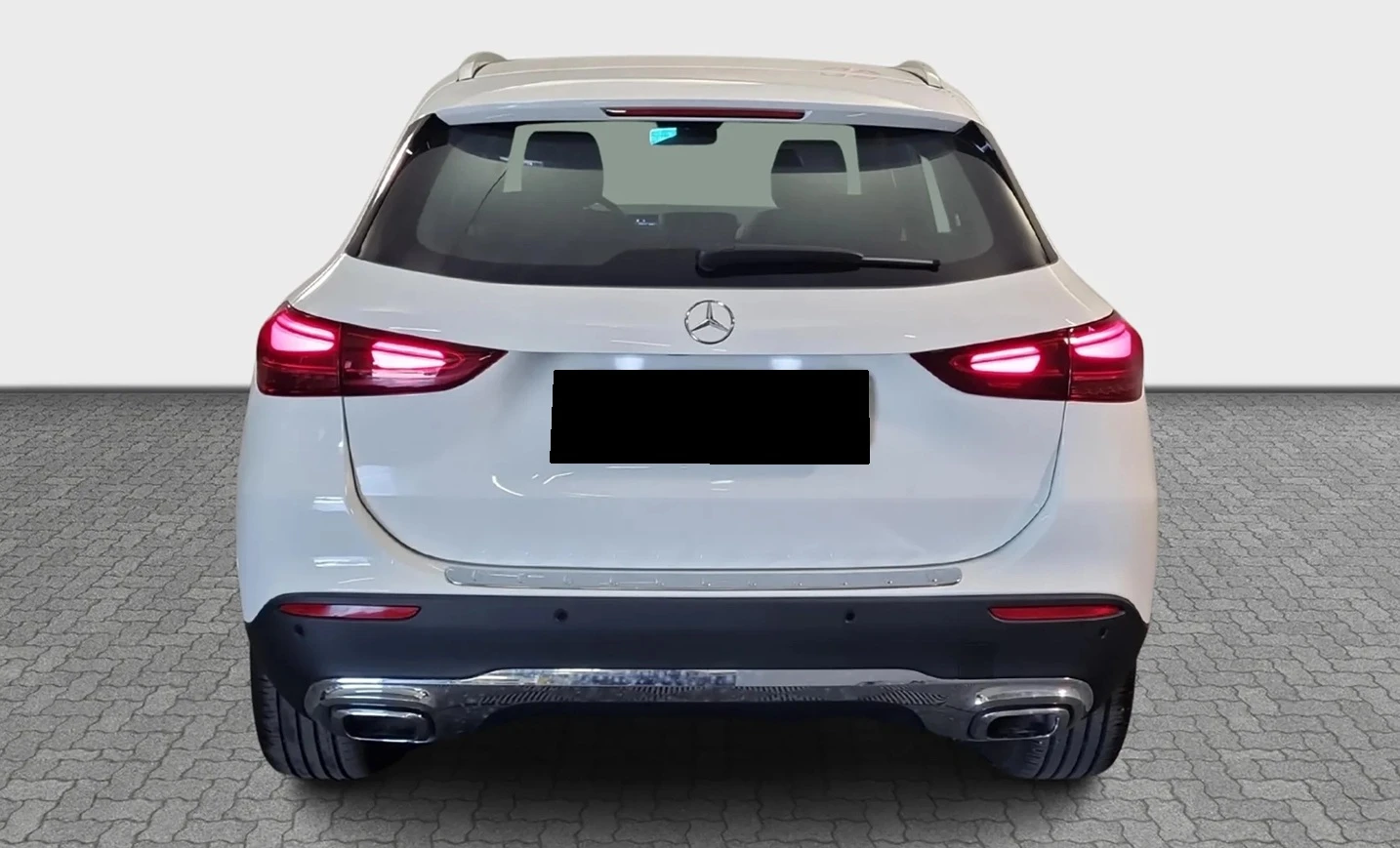 Mercedes-Benz GLA 180 d, снимка 4 - Автомобили и джипове - 53823794