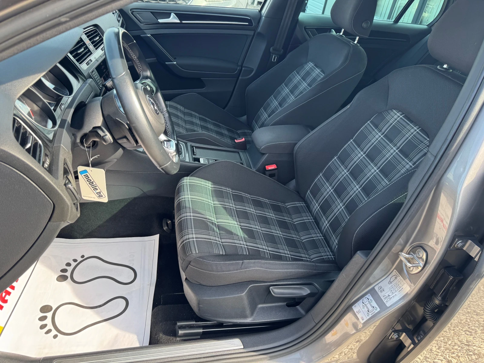 VW Golf 2.0GTD 186p.s DSG, снимка 13 - Автомобили и джипове - 53837297