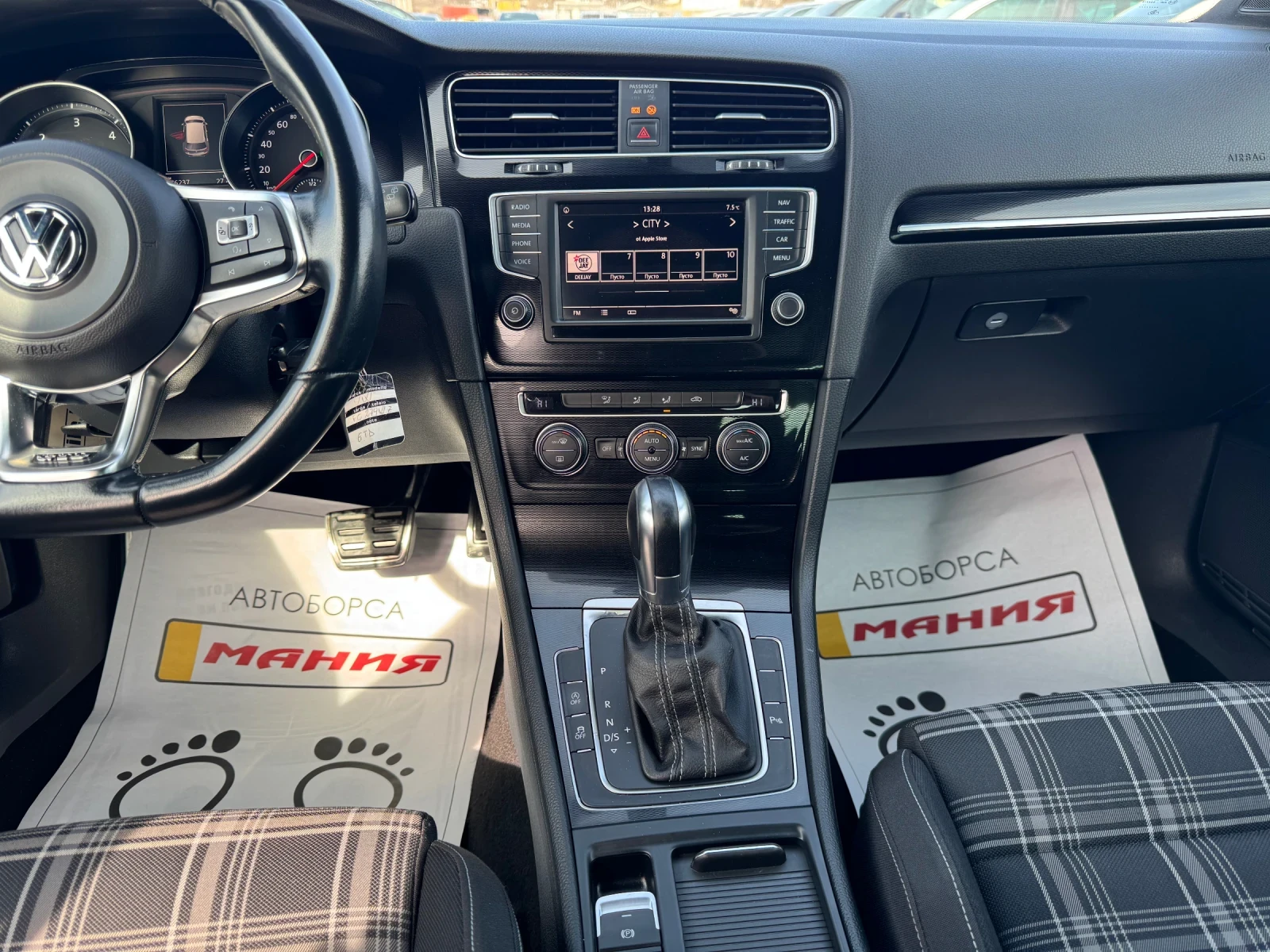 VW Golf 2.0GTD 186p.s DSG, снимка 10 - Автомобили и джипове - 53837297